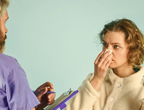 How to Tell the Difference Between Sinusitis and Seasonal Allergies